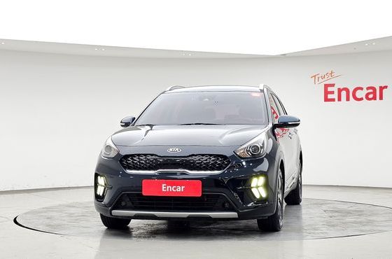 Kia Niro 1.6 HEV Prestige — пробег 125 889 км — фото 3 из 5