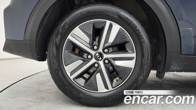 Kia Niro 1.6 HEV Prestige — пробег 125 889 км — фото 5 из 5