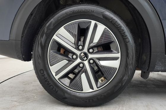 Kia Niro 1.6 HEV Prestige — пробег 125 889 км — фото 5 из 5