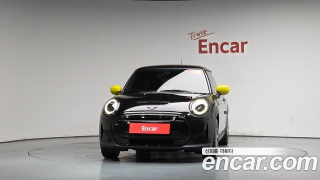Mini Cooper SE Classic 3rd — пробег 49 651 км — фото 3 из 5