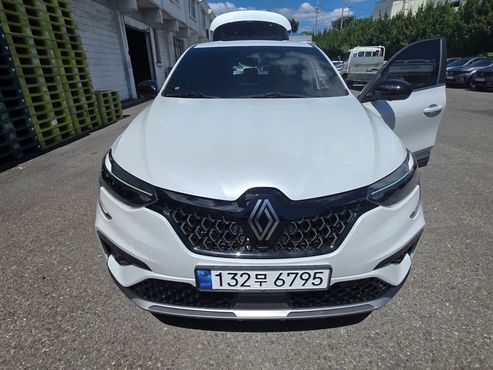 Renault (Samsung) Arkana 1.6 E-TECH Iconic — пробег 24 320 км — фото 3 из 5