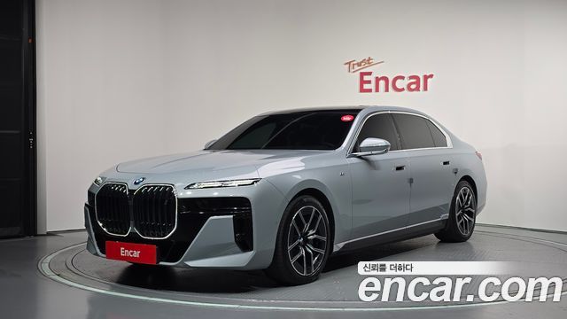 BMW i7 из Кореи Encar