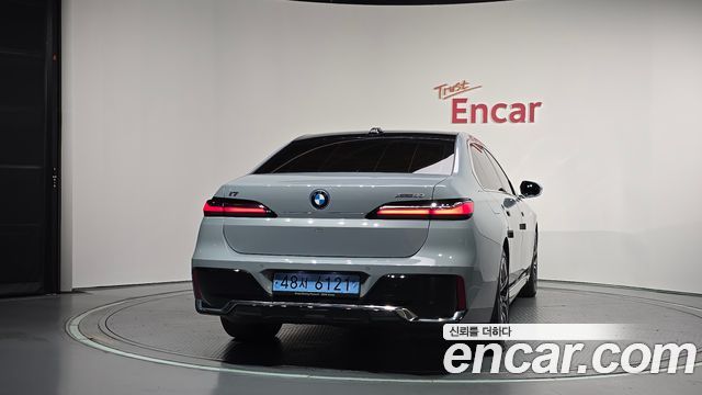 BMW i7 из Кореи Encar