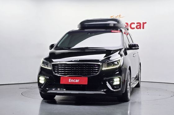 Kia Carnival 9-Seater Noblesse Special — пробег 98 564 км — фото 3 из 5