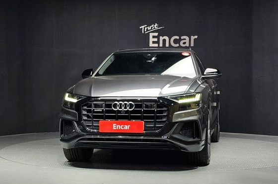 Audi Q8 55 TFSI Quattro Premium — пробег 123 176 км — фото 3 из 5
