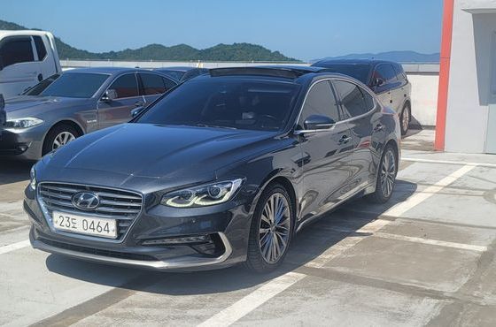 Hyundai Grandeur 2.4 Premium Special — пробег 206 000 км — фото 1 из 5