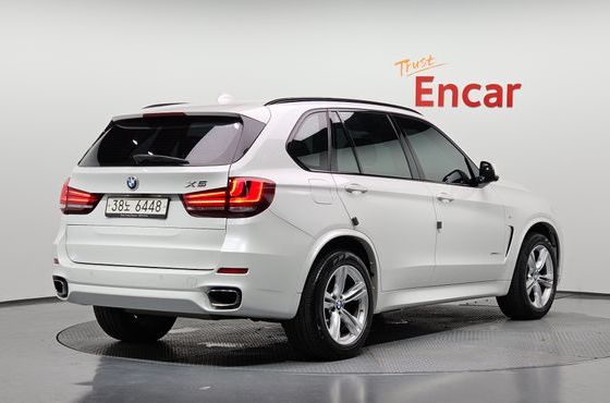 BMW X5 xDrive 30d M Sport package — пробег 132 128 км — фото 2 из 5