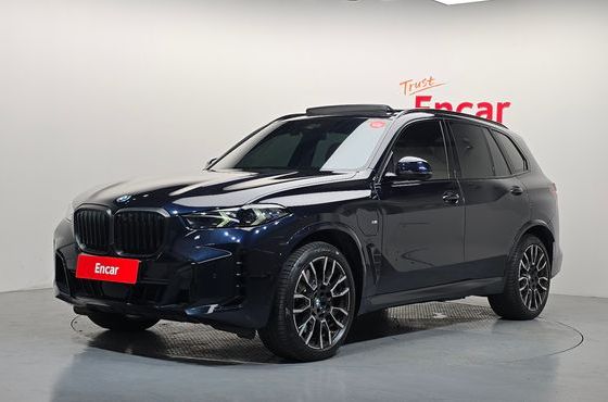 BMW X5 xDrive 50e M Sport — пробег 20 641 км — фото 1 из 5