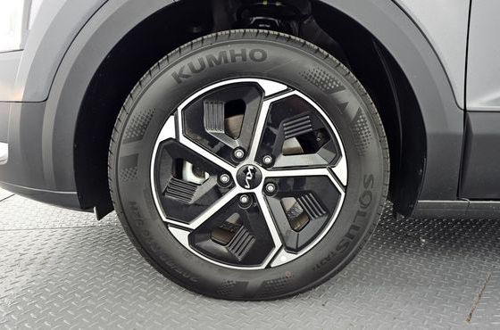 Kia Niro Prestige — пробег 18 103 км — фото 5 из 5