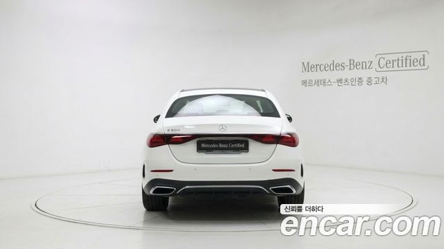 Mercedes-Benz E-Class из Кореи Encar