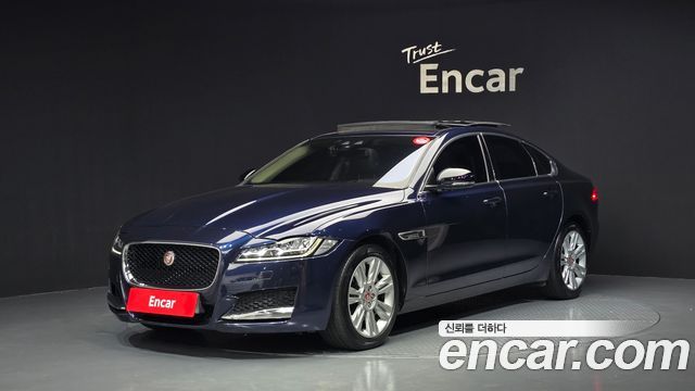 Jaguar XF 20d Portfolio AWD — пробег 174 192 км — фото 1 из 5