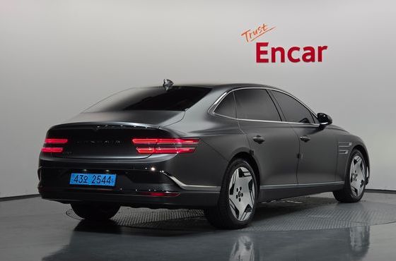 Genesis G80 e-AWD — пробег 1 551 км — фото 2 из 5