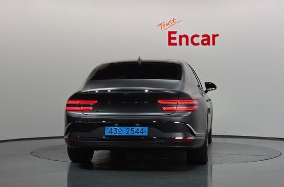 Genesis G80 e-AWD — пробег 1 551 км — фото 4 из 5