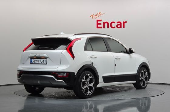 Kia Niro Signature — пробег 56 334 км — фото 2 из 5