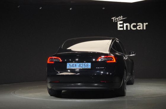 Tesla Model 3 Long Range AWD — пробег 85 653 км — фото 4 из 5
