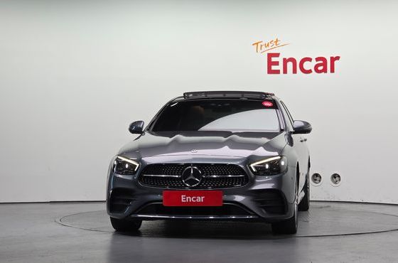 Mercedes-Benz E-Class E350 4MATIC AMG Line — пробег 65 369 км — фото 3 из 5