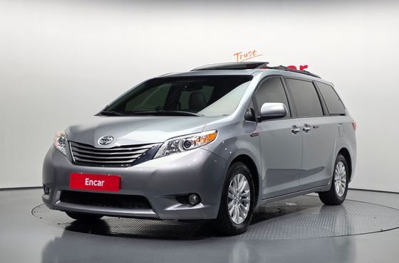 Toyota Sienna 3.5 — пробег 109 991 км — фото 1 из 5