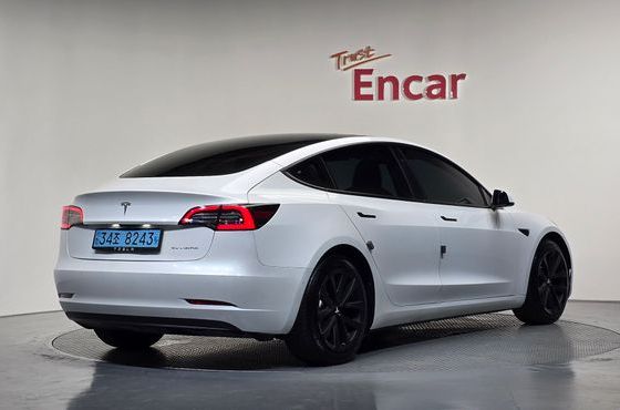 Tesla Model 3 Long Range AWD — пробег 31 719 км — фото 2 из 5