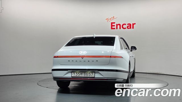 Hyundai Grandeur из Кореи Encar