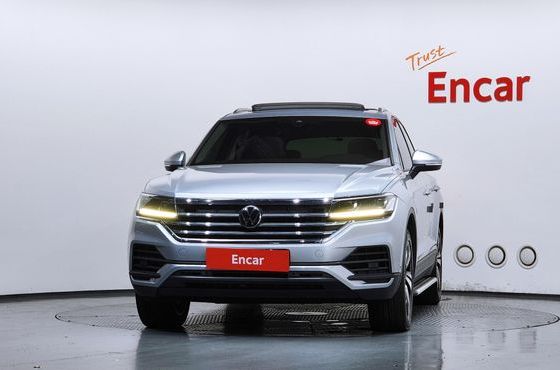 Volkswagen Touareg 3.0 TDI Premium — пробег 60 873 км — фото 3 из 5