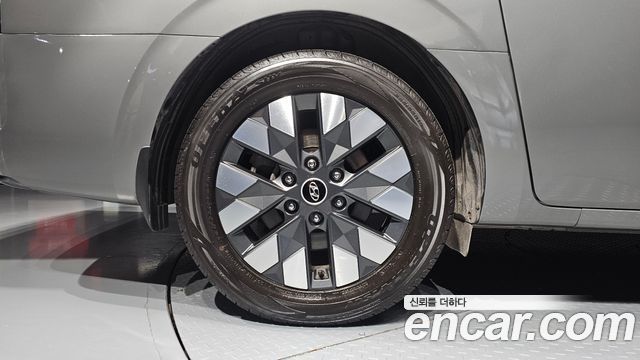 Hyundai Staria из Кореи Encar