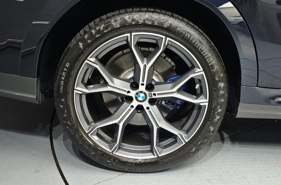 BMW X6 xDrive40i M Sport — пробег 30 168 км — фото 5 из 5