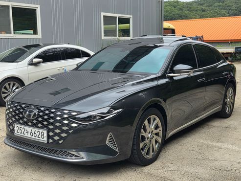Hyundai Grandeur Calligraphy — пробег 118 351 км — фото 1 из 5