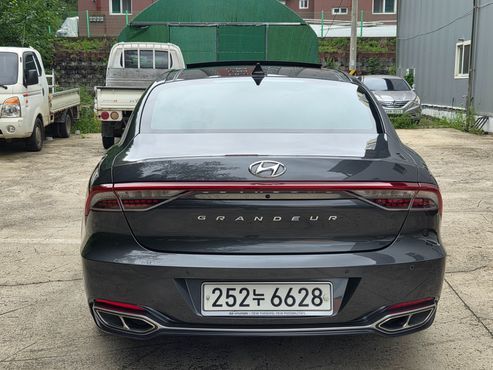 Hyundai Grandeur Calligraphy — пробег 118 351 км — фото 5 из 5