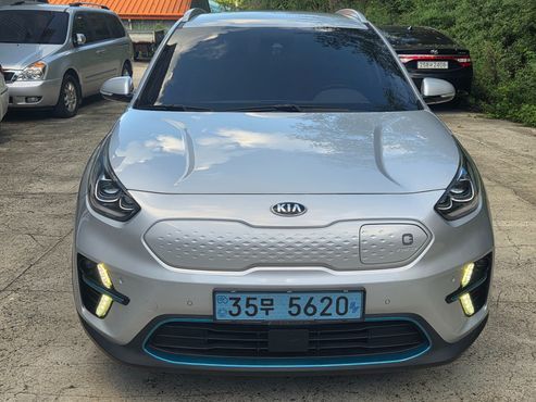 Kia Niro Noblesse — пробег 177 864 км — фото 2 из 5