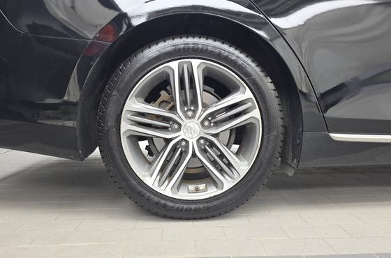 Hyundai Grandeur 2.4 Premium — пробег 60 978 км — фото 5 из 5