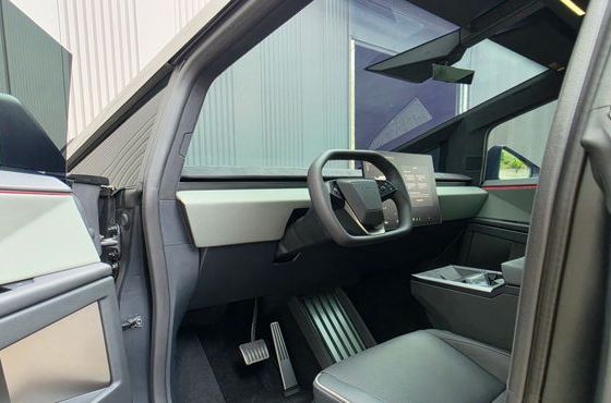 Tesla Cybertruck Cyberbeast — пробег 1 000 км — фото 5 из 5