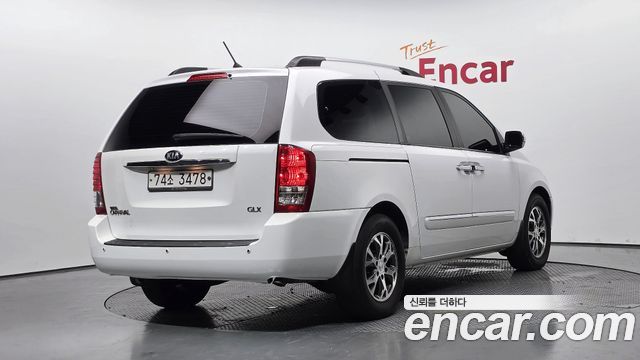 Kia Carnival из Кореи Encar