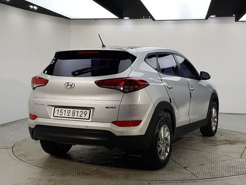 Hyundai Tucson Diesel 1.7 2WD Style — пробег 217 721 км — фото 4 из 5