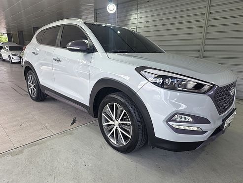 Hyundai Tucson Diesel 1.7 2WD Modern Fever — пробег 145 252 км — фото 2 из 5