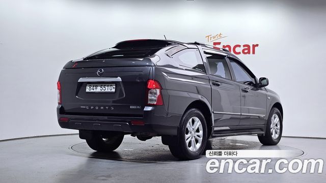 Ssangyong KORANDO 2.2 CX5 2WD PASSION — пробег 174 321 км — фото 2 из 5