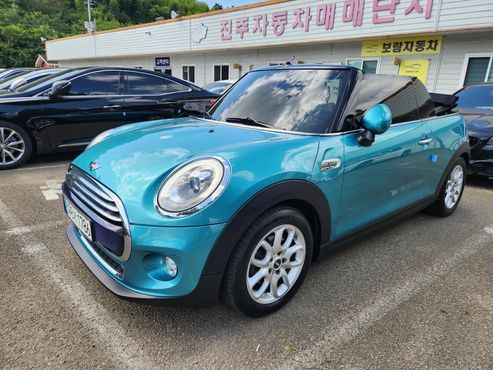 Mini Cooper Convertible Standard 3rd Generation — пробег 43 000 км — фото 2 из 5