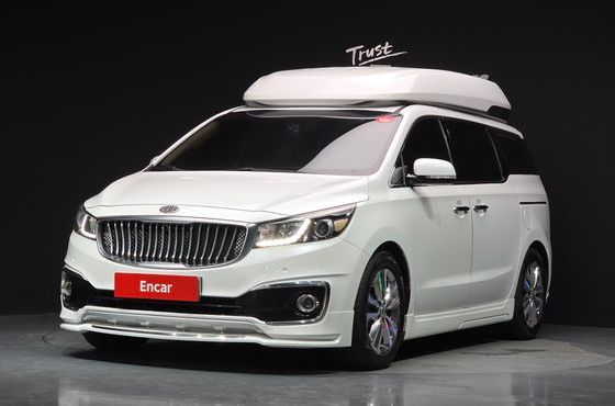 Kia Carnival 9-seater Hi-Limousine Prestige — пробег 99 740 км — фото 1 из 5