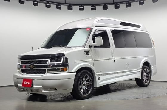 Chevrolet Express Van 6.0 — пробег 72 311 км — фото 1 из 5