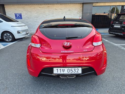 Hyundai Veloster 1.6 PYL — пробег 88 411 км — фото 4 из 5