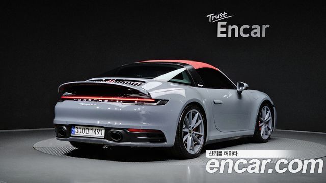 Porsche 911 Targa 4S — пробег 5 986 км — фото 2 из 5