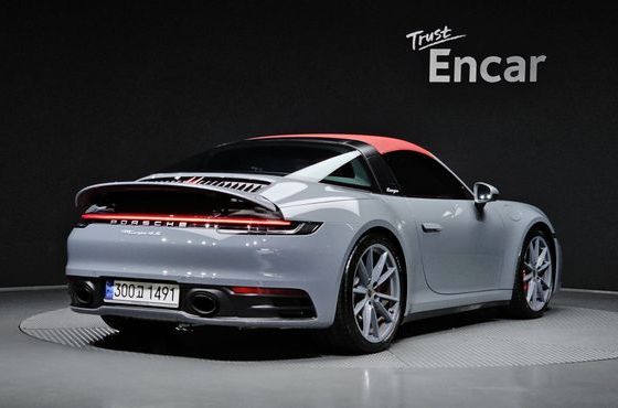 Porsche 911 Targa 4S — пробег 5 986 км — фото 2 из 5