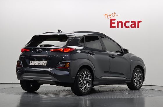 Hyundai Kona Premium Special — пробег 64 907 км — фото 2 из 5