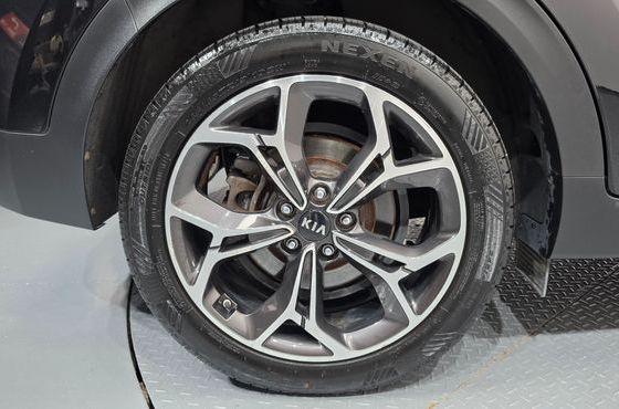 Kia Sportage Diesel 2.0 2WD Signature — пробег 127 208 км — фото 5 из 5