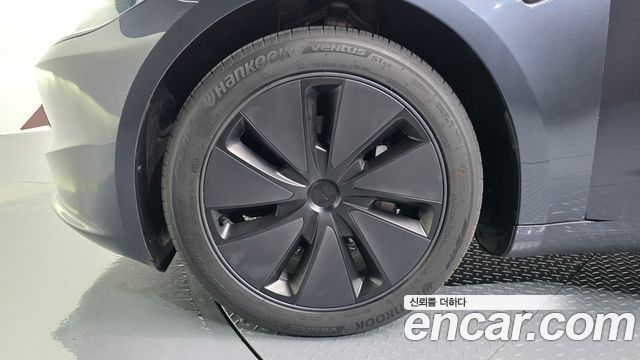 Tesla Model 3 RWD — пробег 25 933 км — фото 5 из 5