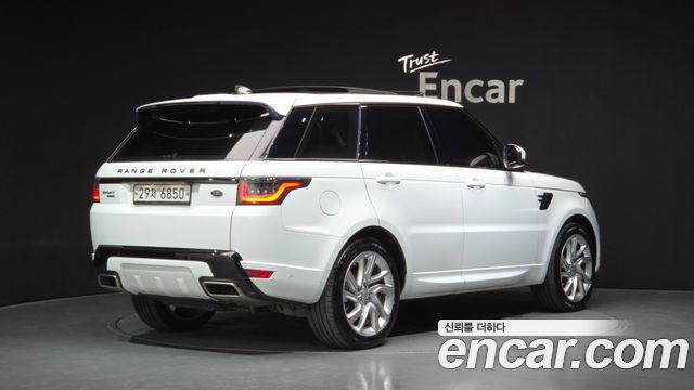 Land Rover Range Rover Sport 3.0 SDV6 HSE Dynamic — пробег 113 270 км — фото 2 из 5