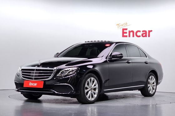 Mercedes-Benz E-Class E300 4MATIC Exclusive — пробег 91 777 км — фото 1 из 5