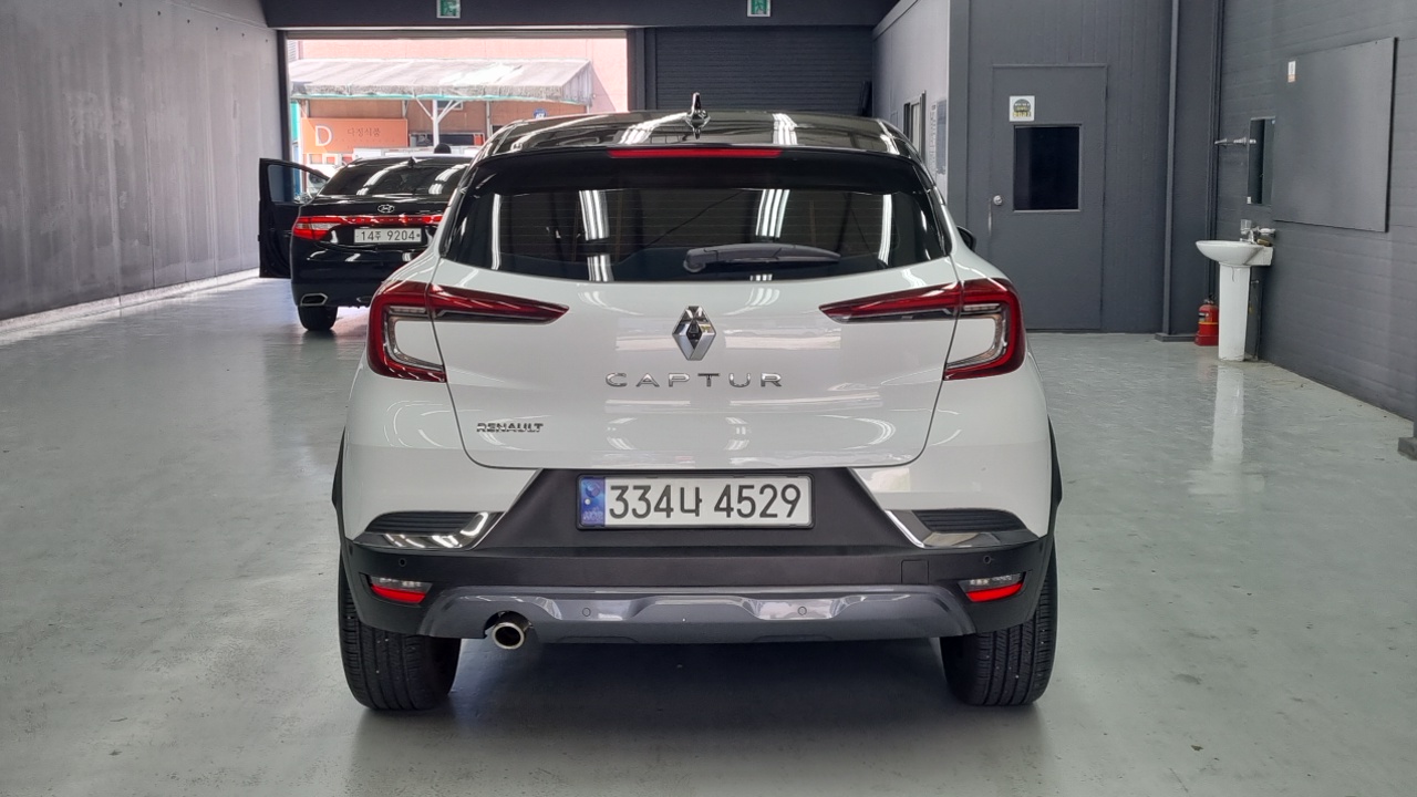 Renault (Samsung) Captur 1.3 TCe Edition Paris — пробег 13 525 км — фото 4 из 5