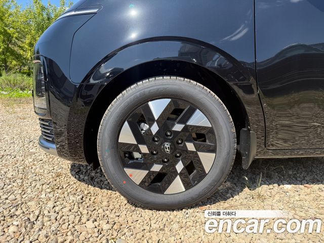 Hyundai Staria из Кореи Encar