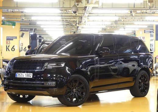 Land Rover Range Rover P530 Autobiography Long Wheel Base — пробег 22 000 км — фото 1 из 5