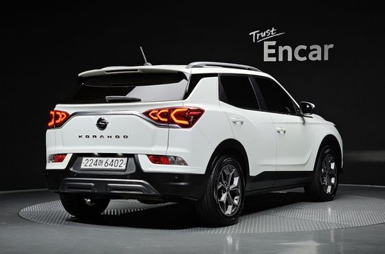 Ssangyong KORANDO Diesel 1.6 2WD C5 Plus — пробег 261 704 км — фото 2 из 5
